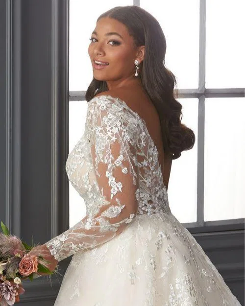 Photos from The Amber Rose Bridal’s post